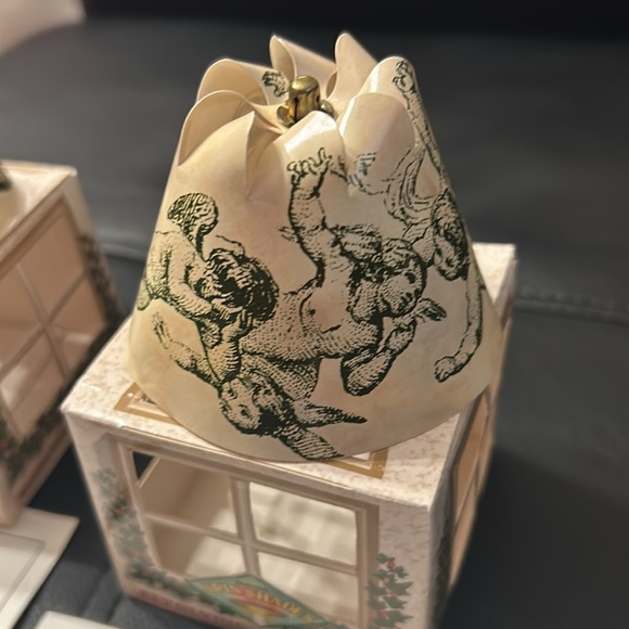 Two Vintage Spin Shades Revolving Lamp Shade Angels Christmas - Picture 4 of 13